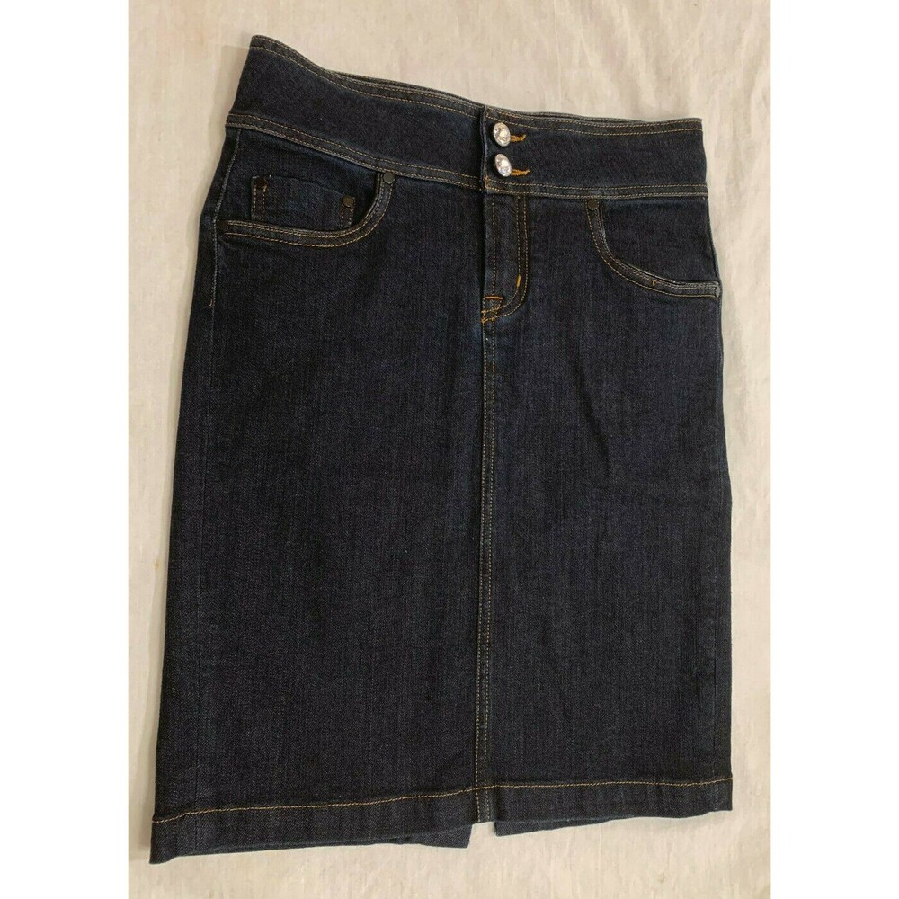 BEBE WOMENS JEANS SKIRT SIZE 27
